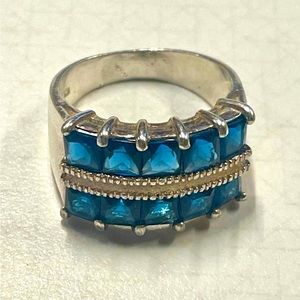 Vintage Sterling Silver Ring Size 7 Blue Unknown Stones